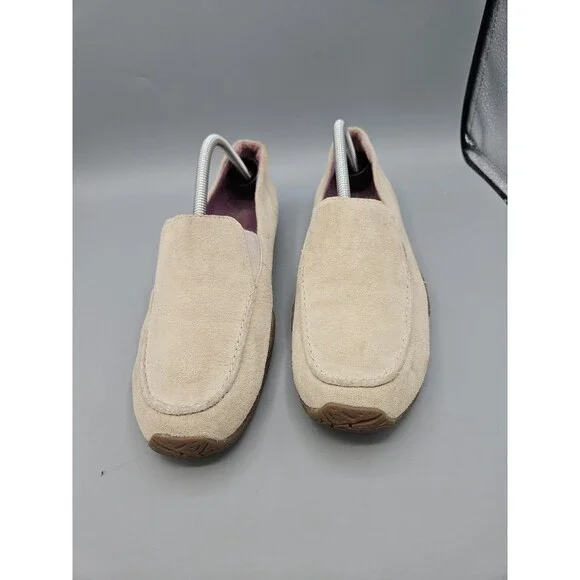 Columbia Women's Slip On  Comfort Loafer Shoes Suede Sz 10 Beige Casual Walk - Picture 2 of 11